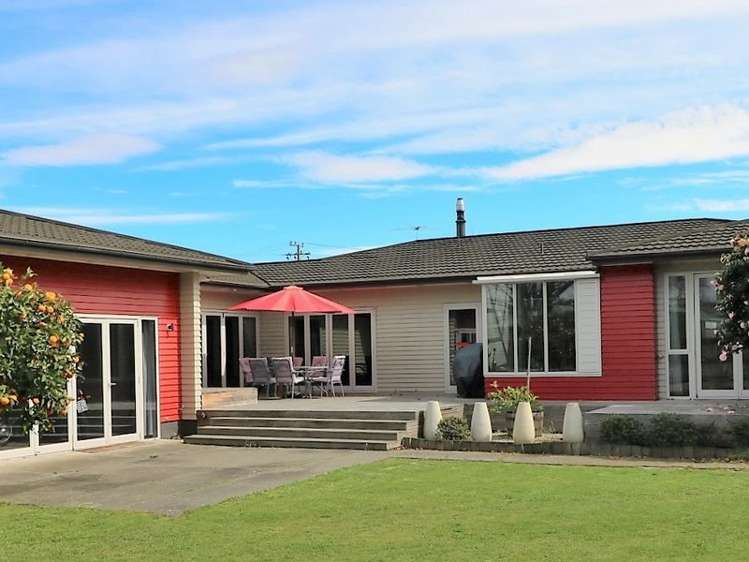 35 William Wong Place_0