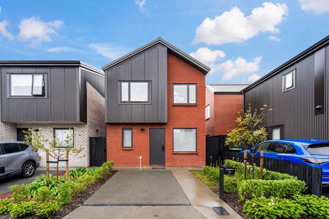 Modern Comfort & Motivated Owner