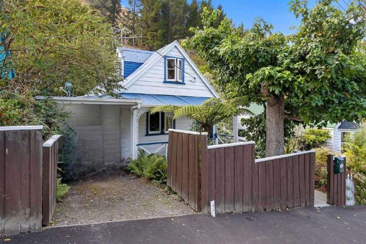 36 Voelas Road Lyttelton_9