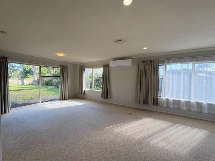 6 Atworth Way Pakuranga Heights_3