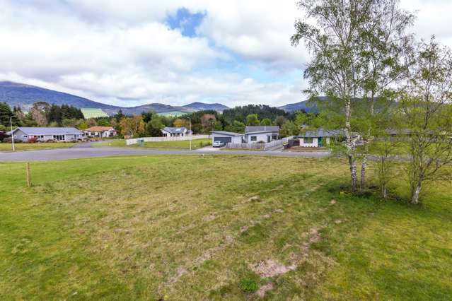 11 Ngahana Place Turangi_3