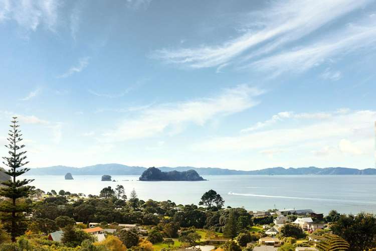 3/11C Christine Terrace Hahei_11