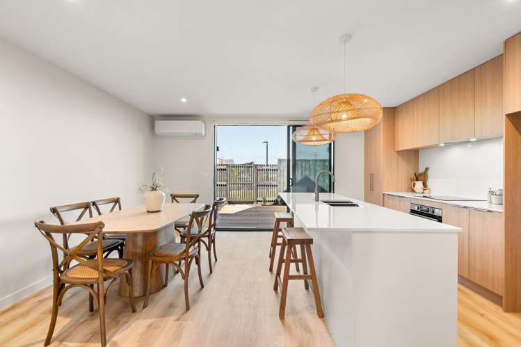 2/1 Adzebill Court Rototuna North_2