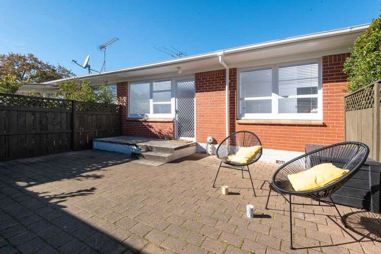 2/14 Waterloo Road Milford_10