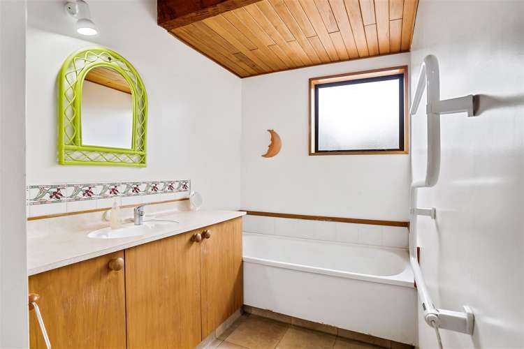 2/3 Celia Street Redcliffs_10