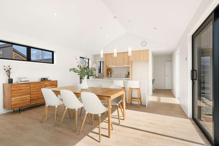 119 Wooing Tree Avenue Cromwell_10