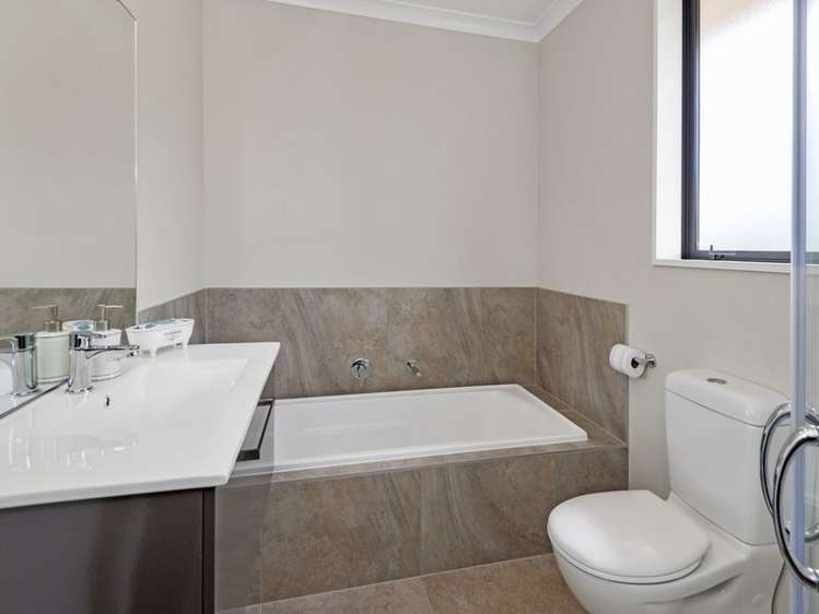 12 Bernora Crescent Bombay_13