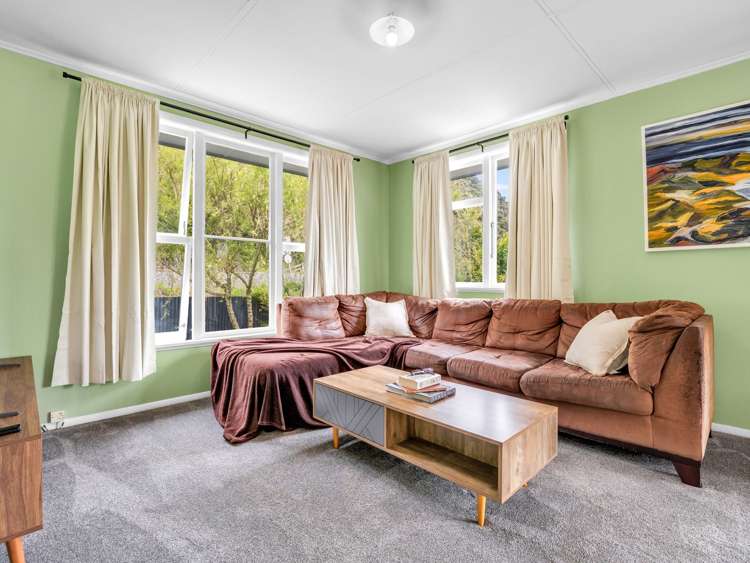 19 Division Street Matata_13