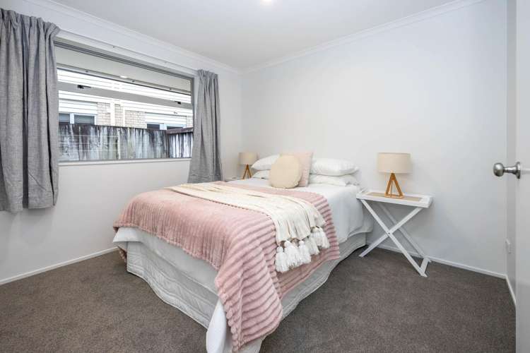 2/11 Beatty Street Melville_12