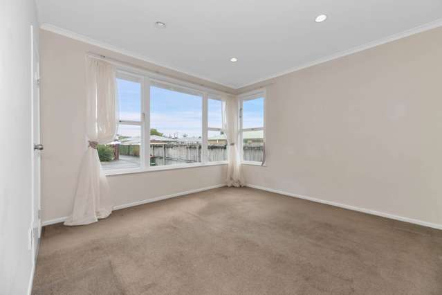 5 Meredith Street Blockhouse Bay_3