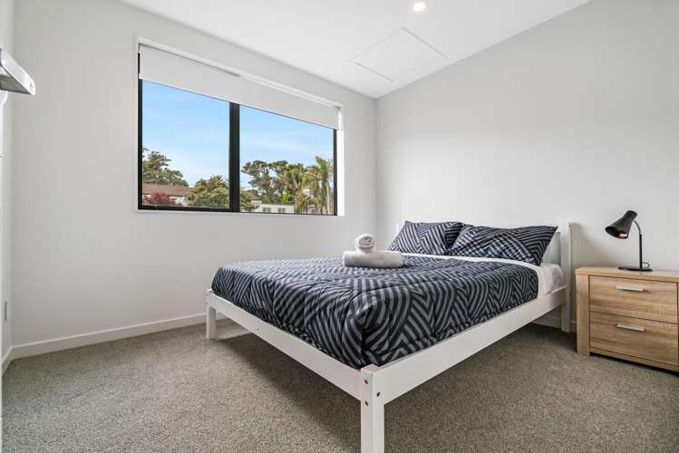 2/49 Northboro Road Belmont_11