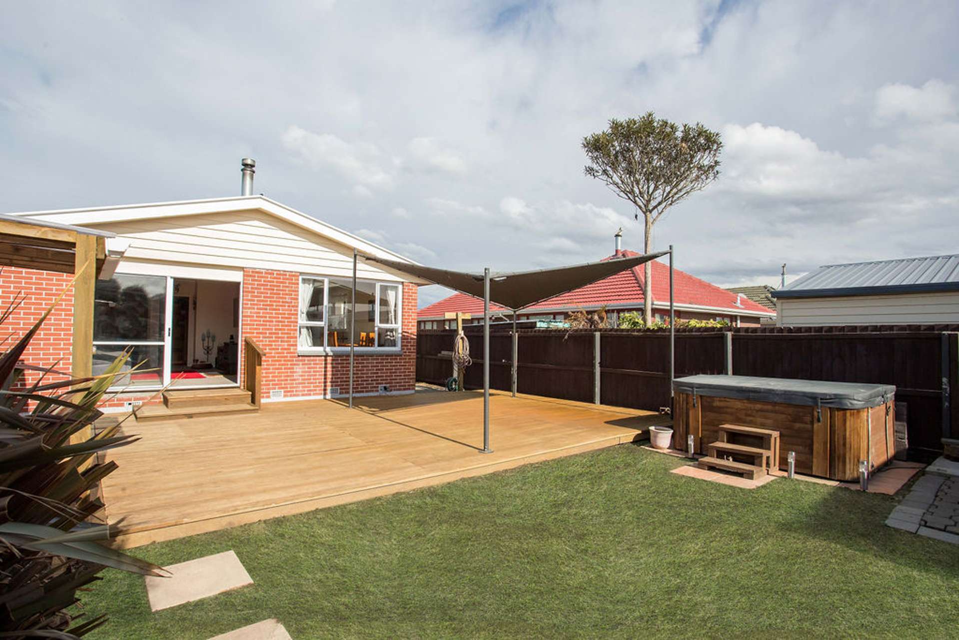 39 Sandown Crescent Aranui_0