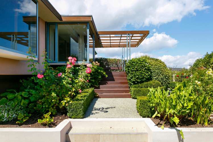 1/156 Lake Terrace Hilltop_2