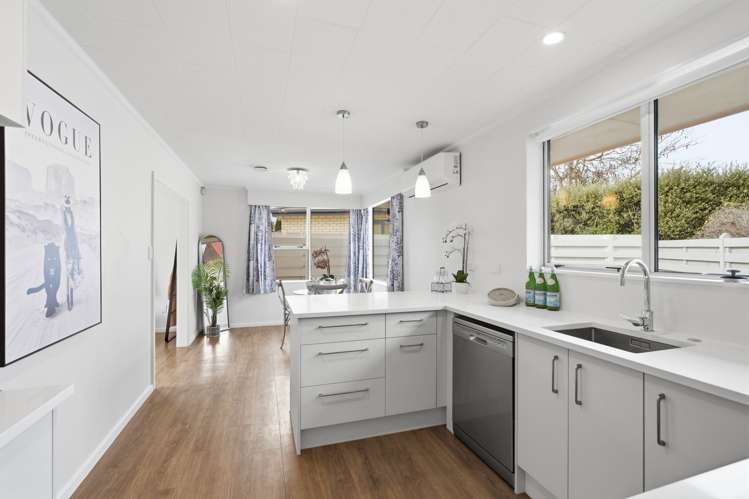 76 Avonhead Road Avonhead_6