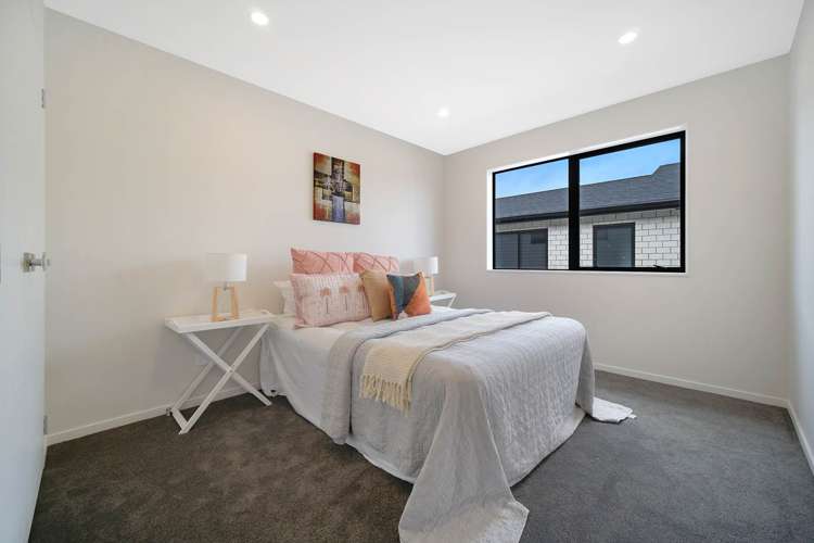 43 McQuoids Road Flat Bush_21