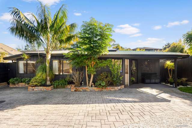 Single Level, Stylish & Private