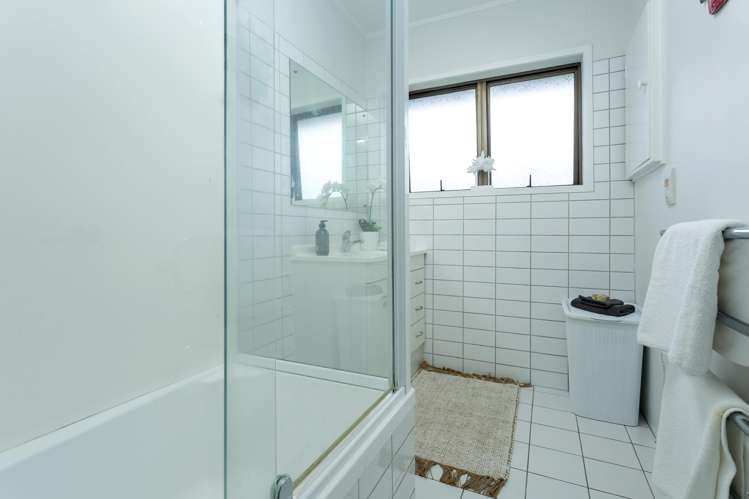 3/72 Lake Rd Northcote_8