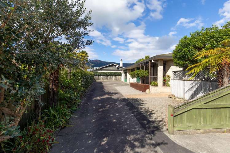 2/63 Neale Avenue Stoke_4