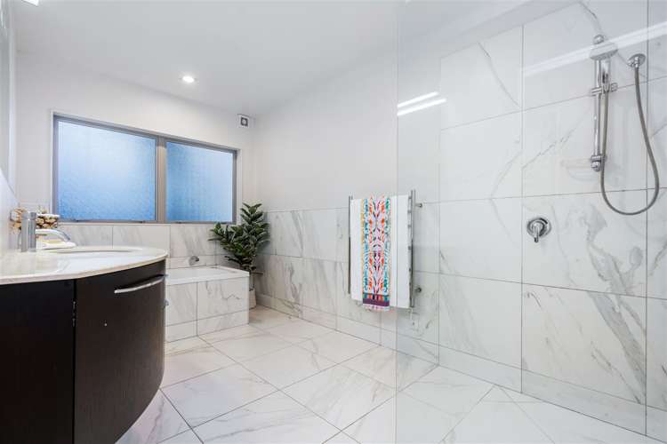 69 Memorial Drive Parahaki_16