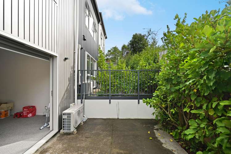 3/12 Scotland Place Hillcrest_10