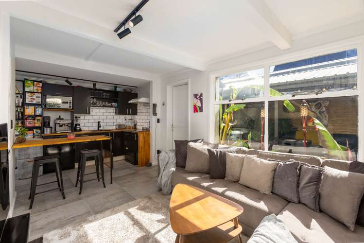 4/347 Armagh Street Linwood_7