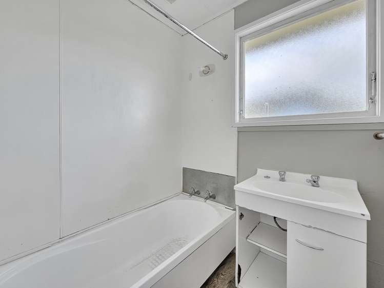 85 Alison Street Mangakakahi_12