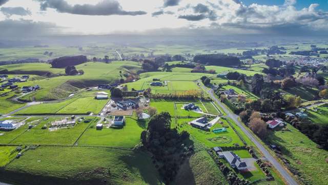 Lot 8 Te Kahu Lane Halcombe_4