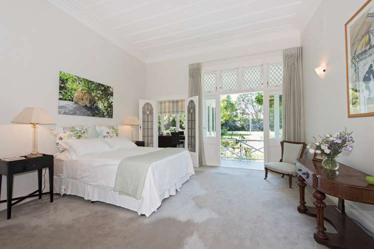 4 Golf Road Epsom_13