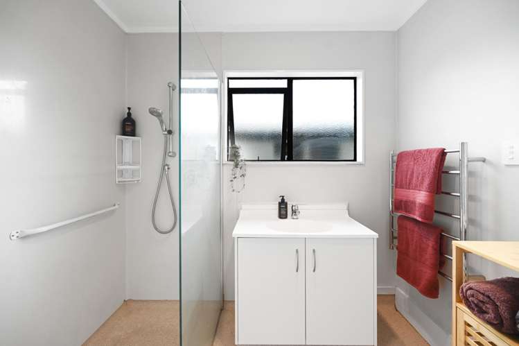 71B Campbell Street Leamington_11