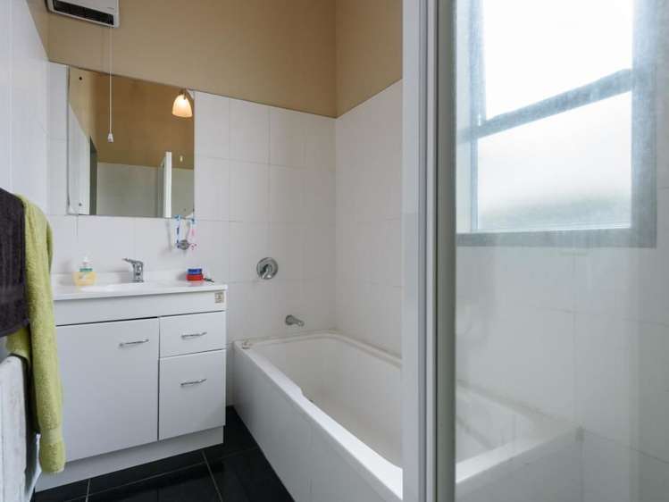 24 Reuben Avenue Brooklyn_7