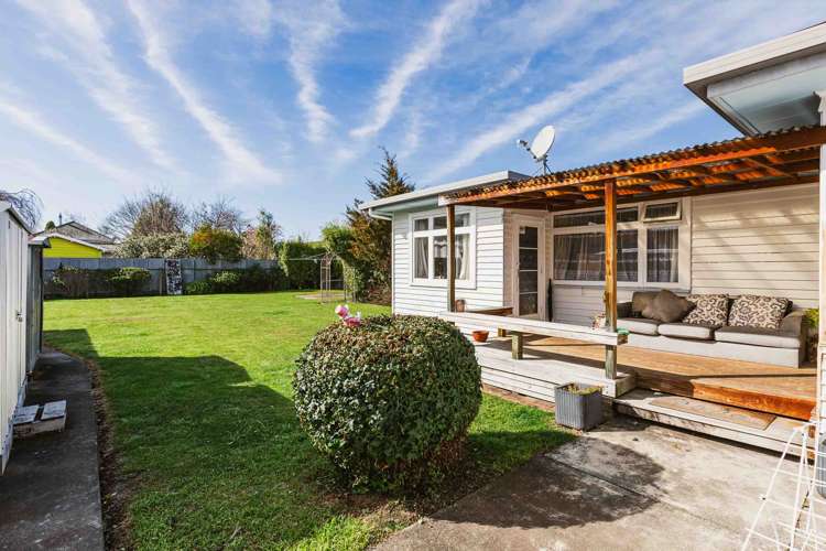812 Lyell Street Akina_19