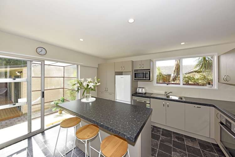 8b Wyatt Place Russley_6