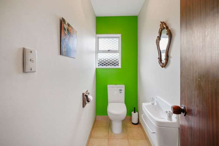 9 Bridgemere Lane Cracroft_18