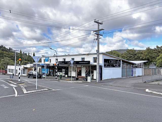 122,130,134-136 Main Road Wainuiomata_2