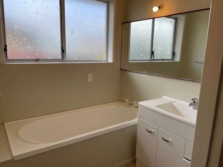 2/25 Scott Road 10938_7