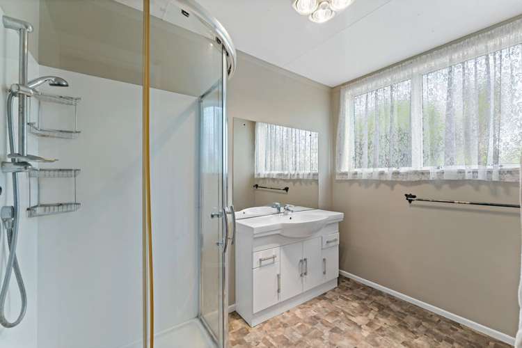 14 Fifth Avenue Mount Albert_7