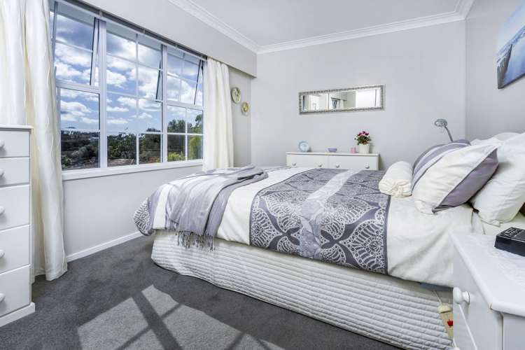 2/6 Mahuta Grove Northcote_8