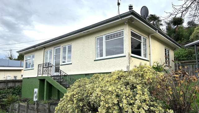 Two Bedroom Home close to Town