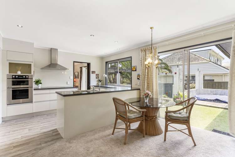 8 Stoneyroyd Gardens Remuera_5