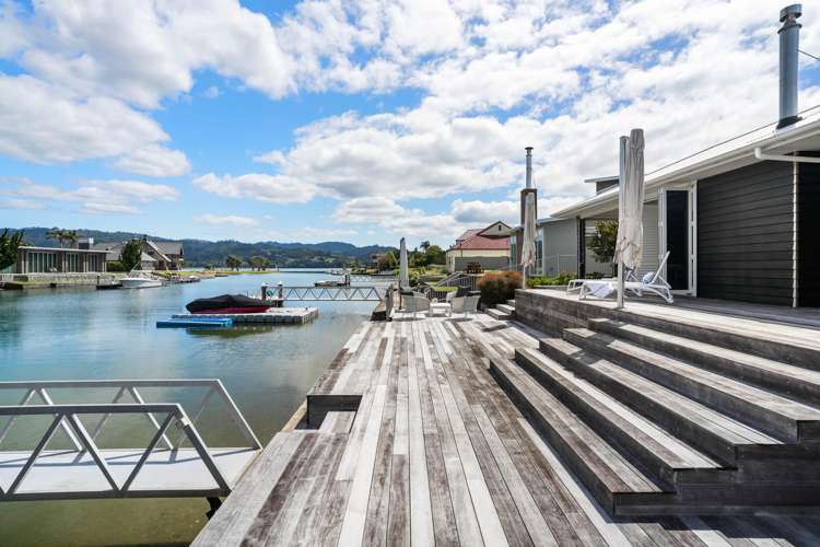 133 Motu Capri Pauanui_30