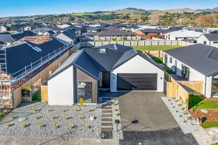 11 River Stone Drive Halswell_21