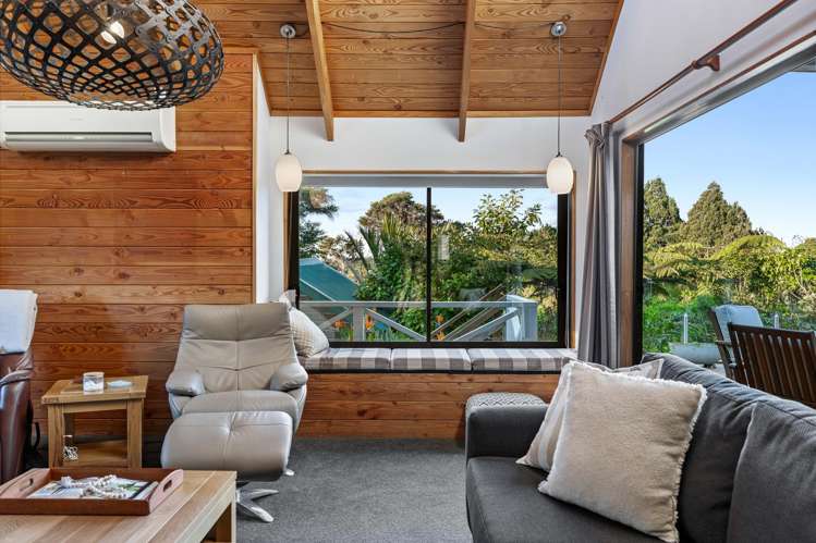 33 Puketaha Road Swanson_11