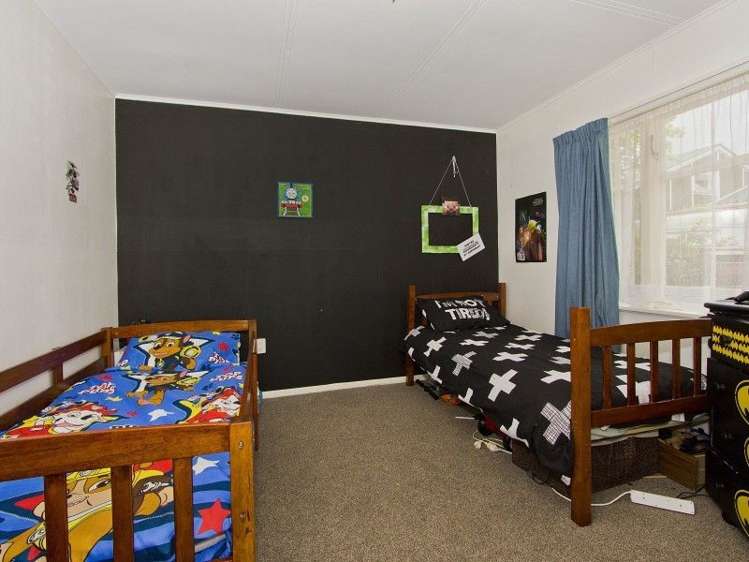 117 Hine Road Wainuiomata_10