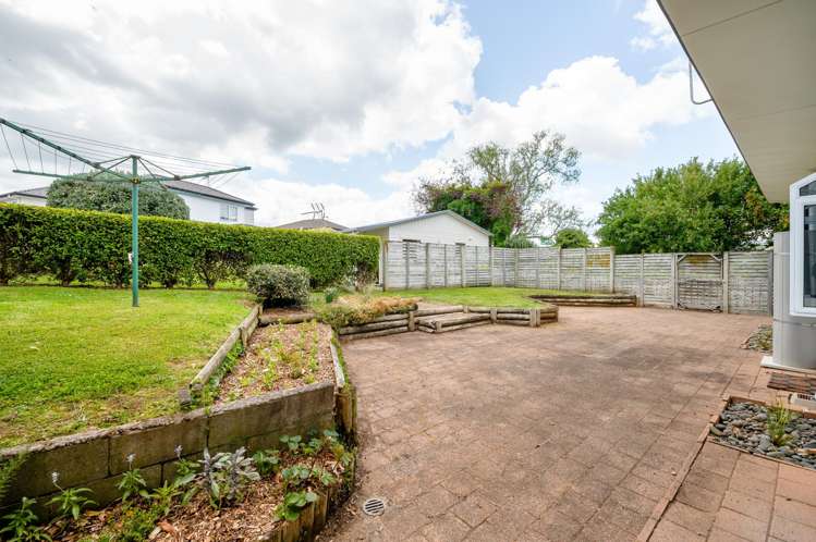 363 Cobham Drive Hillcrest_13