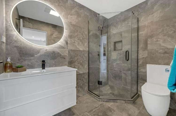 Address withheld Botany Downs_11