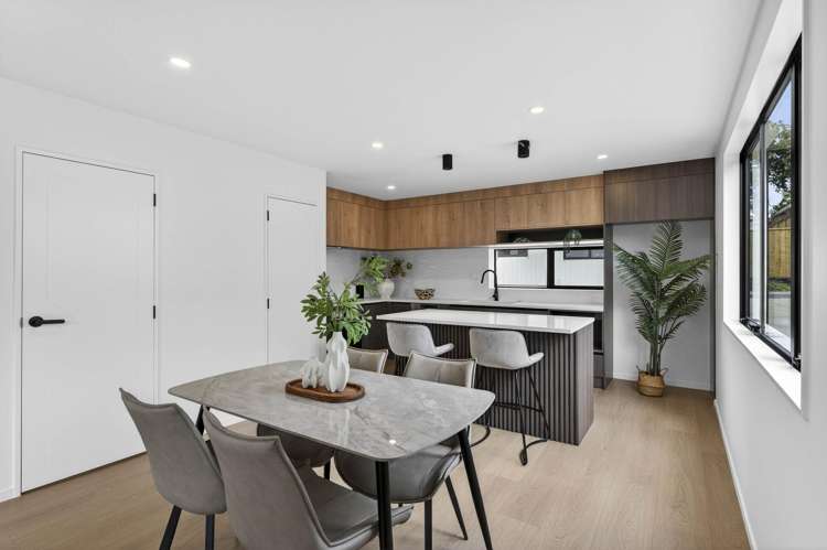 16 Moana Avenue One Tree Hill_8