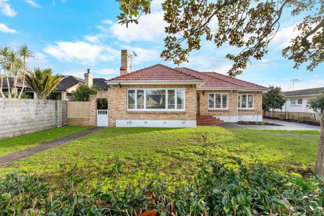 33 Dalethorpe Avenue 10458_1