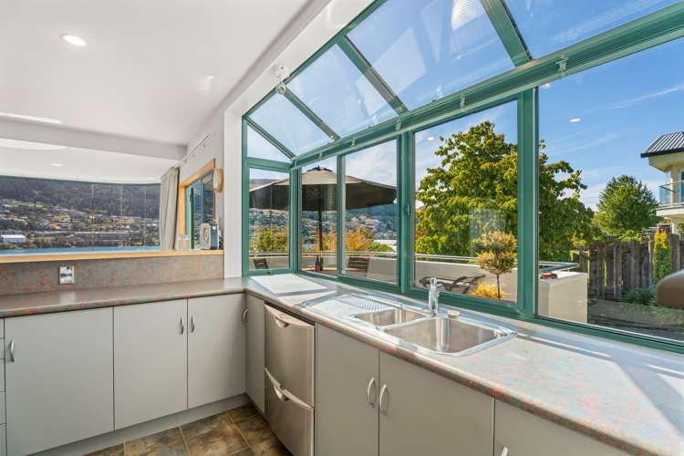 415 Peninsula Road Kelvin Heights_7