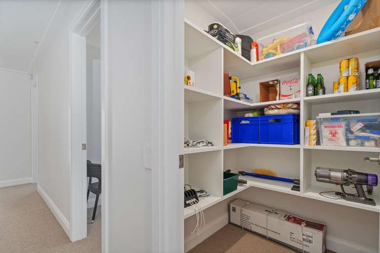 112 Ocean Close Matarangi_16