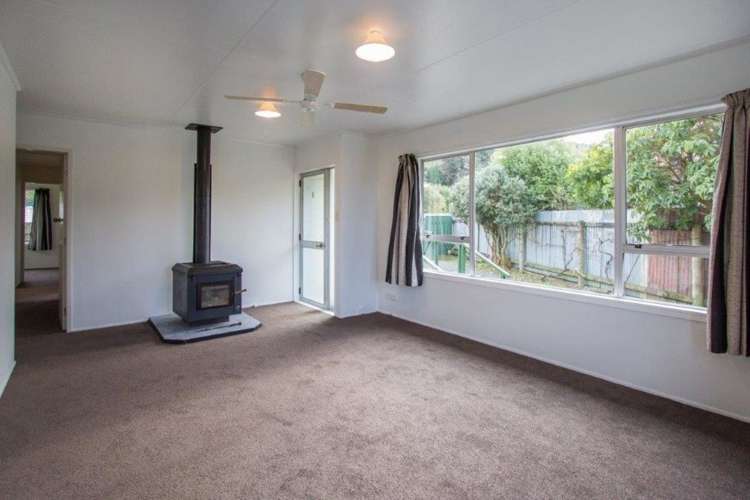 23 Churchill Crescent Featherston_6